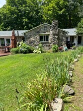 56 Todd Hill Rd in Cornwall, CT - Building Photo - Building Photo