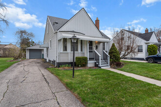 3754 Cummings Ave in Berkley, MI - Foto de edificio - Building Photo