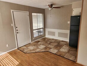 5000 Bowser Ave in Dallas, TX - Foto de edificio - Building Photo