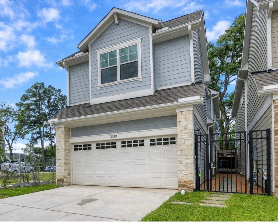 3619 Alba Rd in Houston, TX - Building Photo