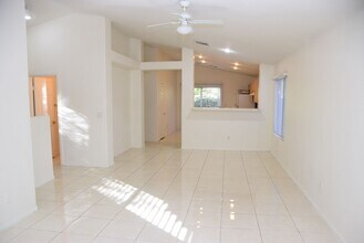 3242 Velvet Rose St in Las Vegas, NV - Building Photo - Building Photo