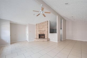 19946 Stoney Haven Dr in Cypress, TX - Building Photo - Building Photo