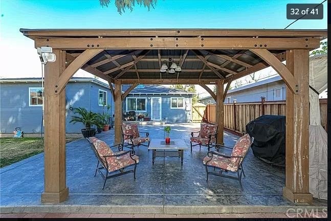 property at 1044 W 25th St