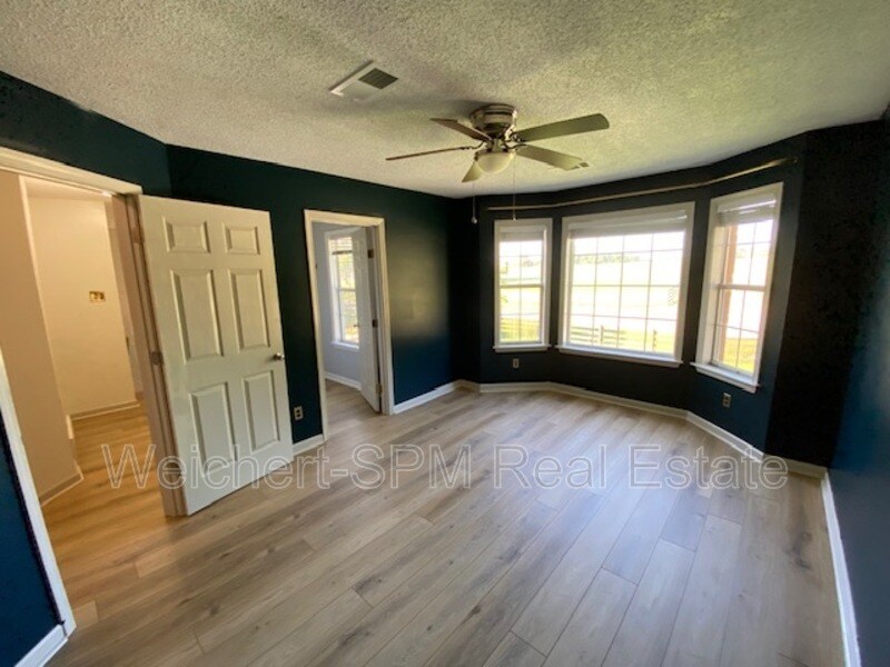 1350 Beaver Creek Rd in Brighton, TN - Building Photo