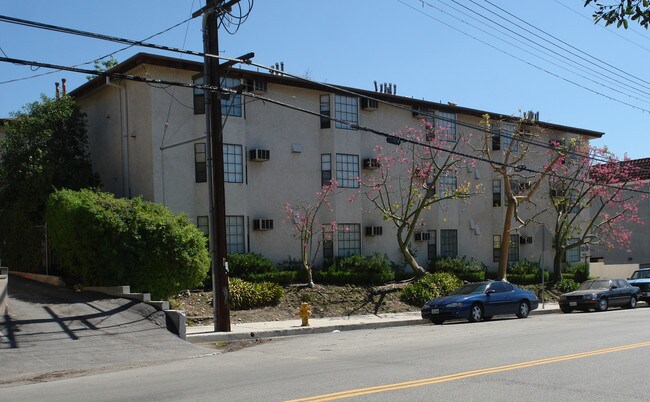 10248 Tujunga Canyon Blvd in Tujunga, CA - Building Photo - Building Photo