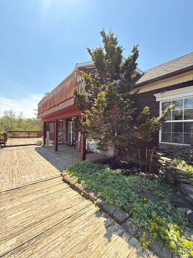 property at 1 Church Rd