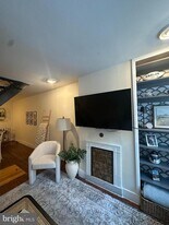 2144 Kater St in Philadelphia, PA - Building Photo