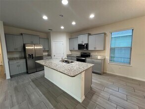 16057 Mangrove Rd in Oakland, FL - Building Photo - Building Photo