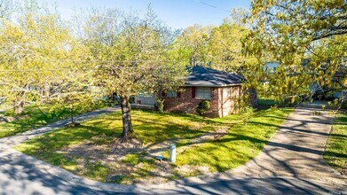 9720 Brooks Ln in Little Rock, AR - Building Photo - Building Photo