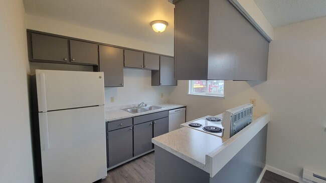 property at 5626 Delridge Wy SW
