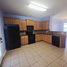 2004 Kensington Ct in Calera, AL - Building Photo - Building Photo