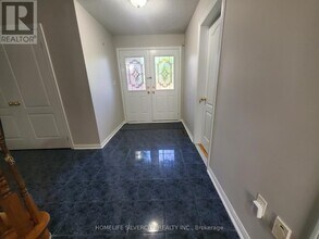 700 Peter Robertson Blvd in Brampton, ON - Building Photo - Building Photo