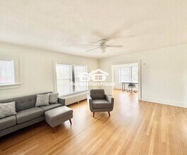 3612 Ingersoll Ave in Des Moines, IA - Building Photo - Building Photo