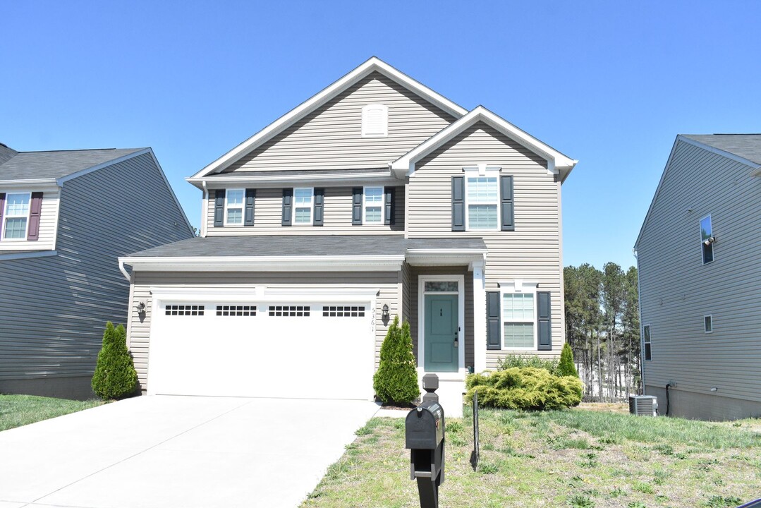5361 Holley Oak Ln in Fredericksburg, VA - Foto de edificio