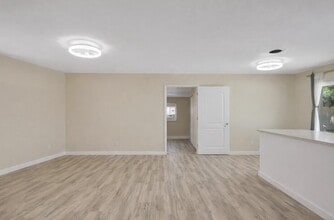 140 W 31st St in West Palm Beach, FL - Building Photo - Building Photo