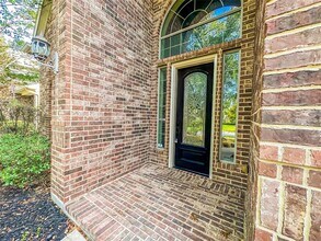 135 E Canyon Wren Cir in Spring, TX - Foto de edificio - Building Photo