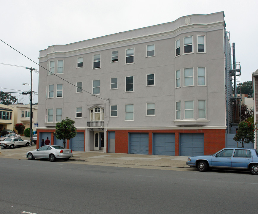 7450 Geary Blvd in San Francisco, CA - Foto de edificio