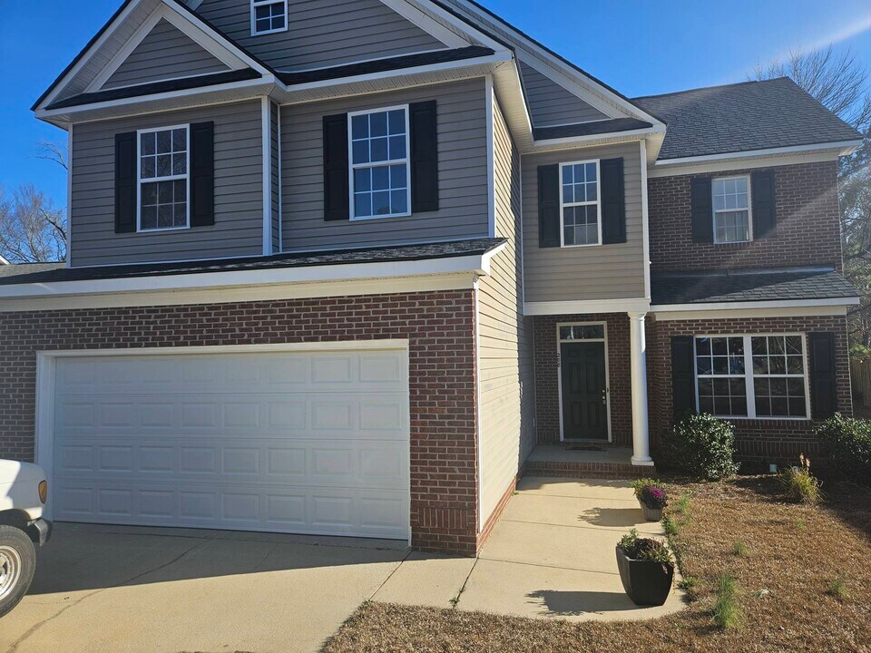 208 Blue Mountain Dr in Irmo, SC - Building Photo