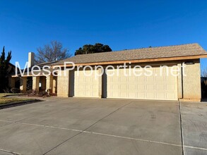 14182 Liberty Way in Victorville, CA - Building Photo - Building Photo