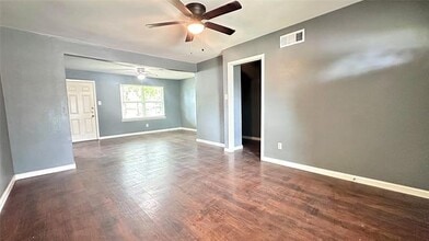 809 E Celeste Dr in Garland, TX - Building Photo - Building Photo