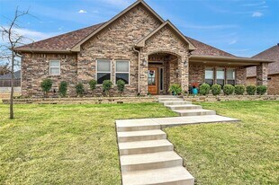 3818 Sumner Ct in Sherman, TX - Building Photo