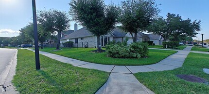 10203 Ripple Lake Dr in Houston, TX - Building Photo - Building Photo