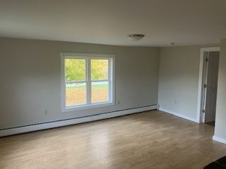 450 Main St in Fairfax, VT - Foto de edificio - Building Photo