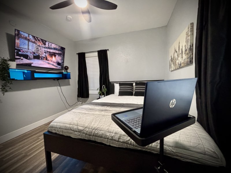 151 Manganese St in Henderson, NV - Foto de edificio