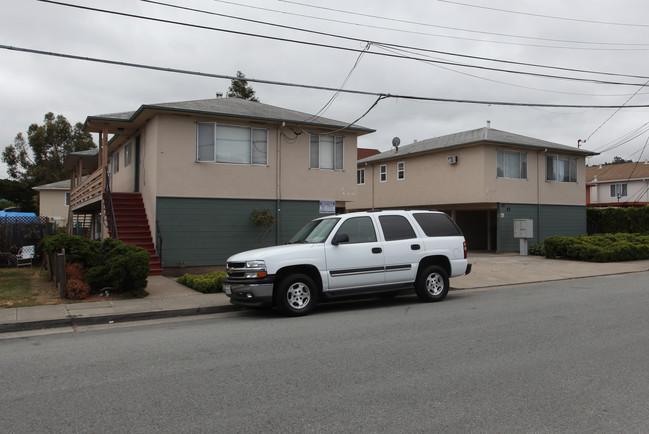 60 E 40th Ave in San Mateo, CA - Building Photo - Building Photo