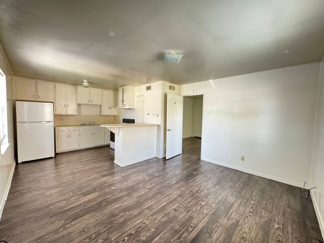 1803 N W S Young Dr-Unit -# B in Killeen, TX - Building Photo - Building Photo