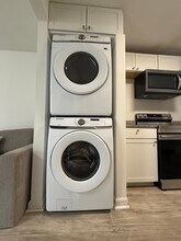 2416 Meharry Blvd, Unit 2 in Nashville, TN - Foto de edificio - Building Photo