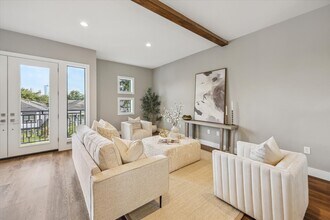 3102 Eunice St in Houston, TX - Building Photo - Building Photo