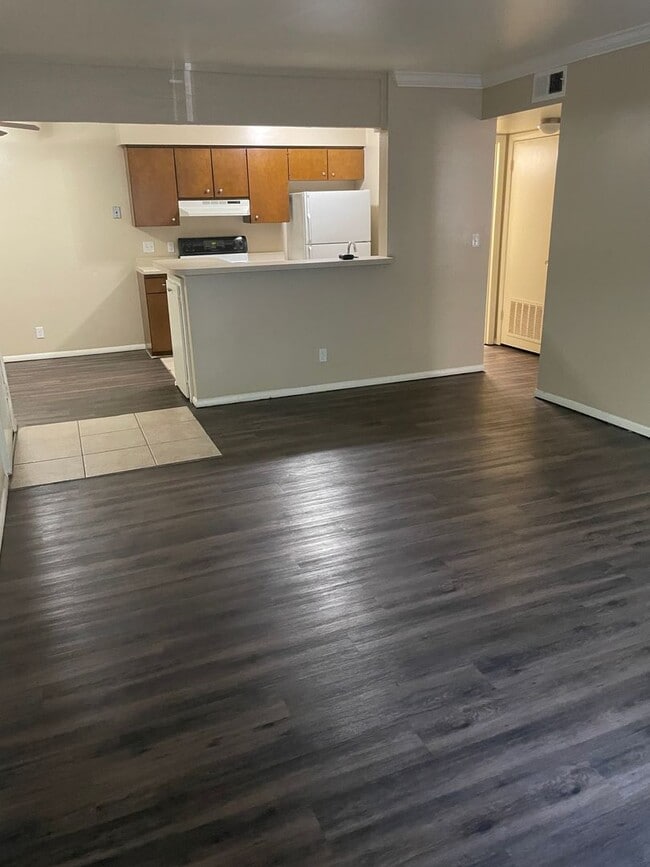 property at 5923 E 33rd Ct