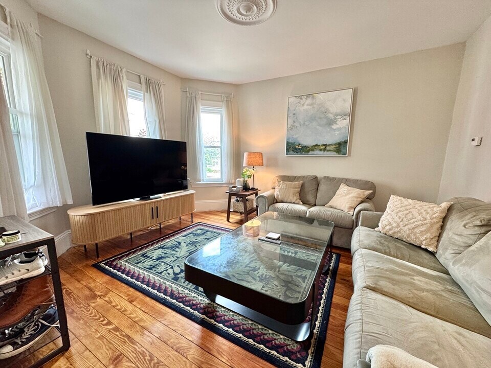 79 Hancock St in Somerville, MA - Building Photo