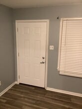 714 Sims St in Minden, LA - Foto de edificio - Building Photo