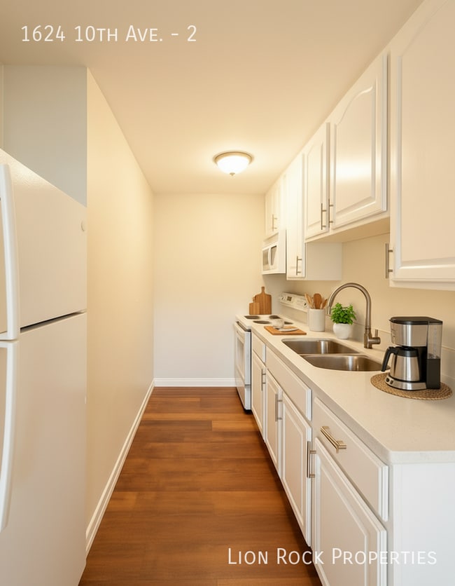 1624 10th Ave in Newport, MN - Building Photo - Building Photo