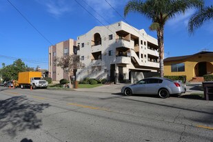 601 E Lomita Ave Apartments