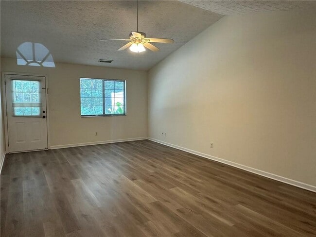 3985 Hidden Hollow Dr in Gainesville, GA - Building Photo - Building Photo