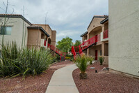 The Place At Edgewood in Tucson, AZ - Foto de edificio - Building Photo