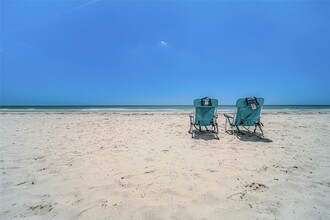 16700 Gulf Blvd in North Redington Beach, FL - Building Photo - Building Photo