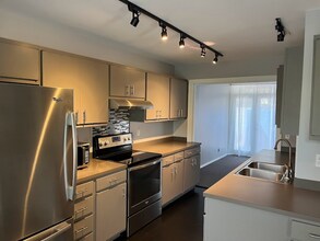 1621 S Quaker Ave in Tulsa, OK - Building Photo - Building Photo