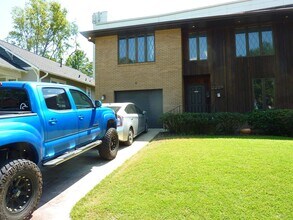 2212 Clinch Ave in Knoxville, TN - Building Photo - Building Photo