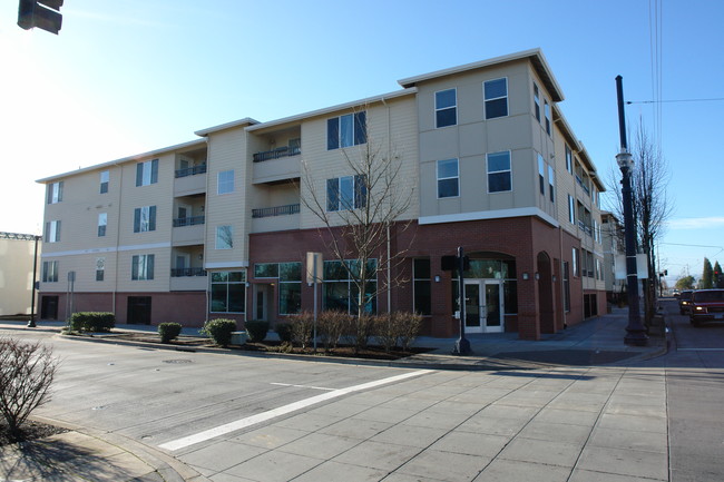 City Center in Hillsboro, OR - Building Photo - Building Photo