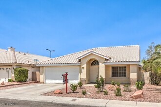 9036 Dove River Rd in Las Vegas, NV - Building Photo - Building Photo