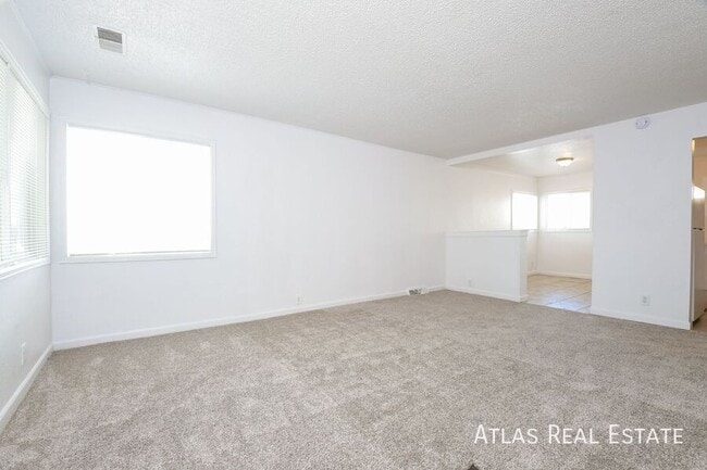 property at 916 Osceola St
