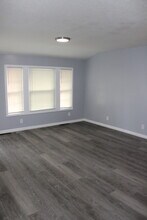 7708 E 112th Terrace in Kansas City, MO - Building Photo - Building Photo