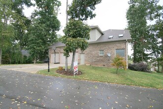 27 Carriage Hill in Madison, AL - Building Photo - Building Photo