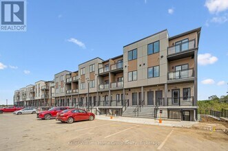 940 St David St N in Centre Wellington, ON - Building Photo - Building Photo