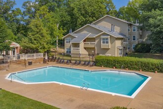 Sundance Station in Richmond, VA - Foto de edificio - Building Photo