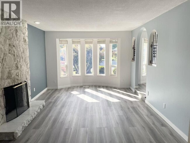 8311 Demorest Pl in Richmond, BC - Building Photo - Building Photo